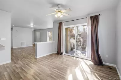23501 E Saratoga Circle, Aurora, CO 80016 - Photo 6