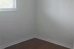 15691 E Colorado Ave, Aurora, CO 80017 - Photo 4