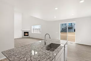 8928 Salida St, Commerce City, CO 80022 - Photo 12