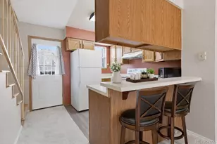 10661 W Dartmouth Ave, Lakewood, CO 80227 - Photo 8