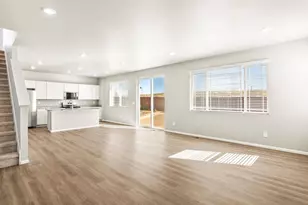 8890 Sedalia St, Commerce City, CO 80022 - Photo 6