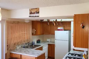 1227 S Uvalda St, Aurora, CO 80012 - Photo 8