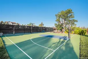 9464 E Aspen Hill Pl, Lone Tree, CO 80124 - Photo 34