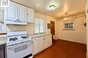 1055 Leyden St, Denver, CO 80220 - Photo 2