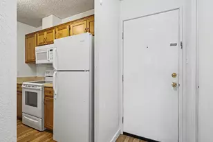 2880 S Locust Street, Denver, CO 80222 - Photo 6