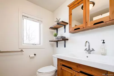 2273 W Parkhill Avenue, Littleton, CO 80120 - Photo 20