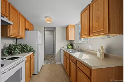 10721 Queen Street, Broomfield, CO 80021 - Photo 8