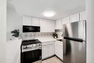 655 N Pearl St, Denver, CO 80203 - Photo 8