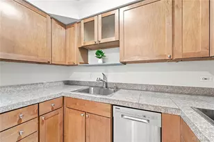 1056 N Marion Street, Denver, CO 80218 - Photo 14