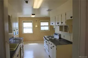 111 S 9th Ave, Brighton, CO 80601 - Photo 12