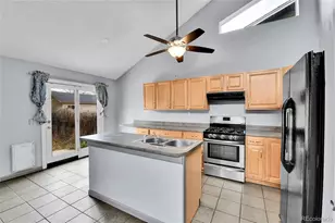 3963 S Fundy Cir, Aurora, CO 80013 - Photo 10