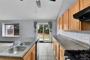 3963 S Fundy Cir, Aurora, CO 80013 - Photo 12