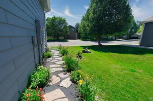 873 Fairhaven St, Castle Rock, CO 80104 - Photo 6