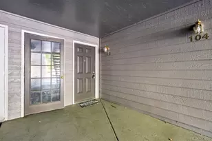 2575 S Syracuse Way, Denver, CO 80231 - Photo 2