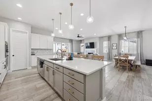 27705 E Davies Dr, Aurora, CO 80016 - Photo 6