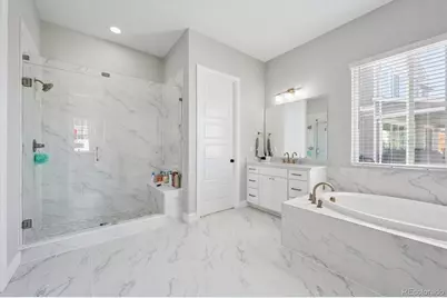 27705 E Davies Drive, Aurora, CO 80016 - Photo 20