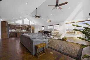 5425 Country Club Dr, Larkspur, CO 80118 - Photo 4