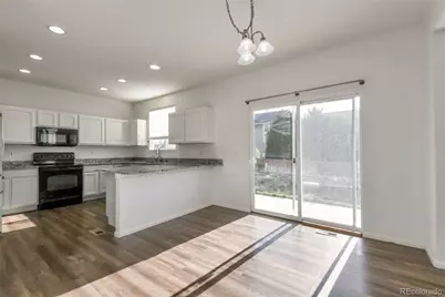 10492 Norfolk Court, Commerce City, CO 80022 - Photo 6