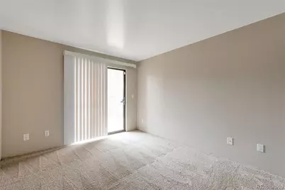 10323 E Peakview Avenue #J201, Englewood, CO 80111 - Photo 6