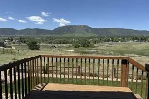 2176 Creek Valley Cir, Monument, CO 80132 - Photo 4