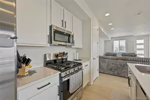 21143 E 67th Ave, Aurora, CO 80019 - Photo 12