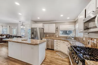 607 Huntington Place, Highlands Ranch, CO 80126 - Photo 4