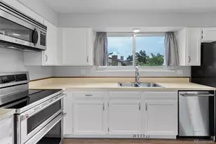 8348 W 77th Way, Arvada, CO 80005 - Photo 10