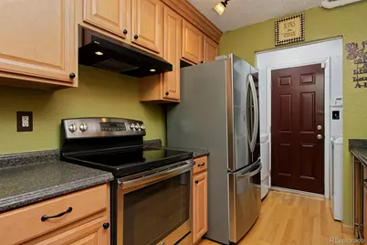7875 W 87th Drive, Arvada, CO 80005 - Photo 10