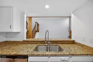 4110 S Evanston Cir, Aurora, CO 80014 - Photo 14