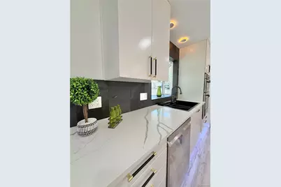 7049 Van Gordon Court, Arvada, CO 80004 - Photo 6