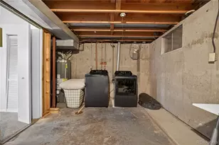 11958 E 1st Pl, Aurora, CO 80011 - Photo 28