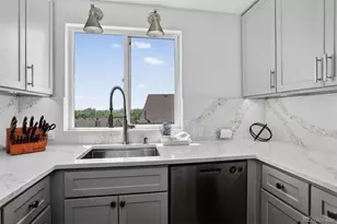 392 Eisenhower Dr, Louisville, CO 80027 - Photo 8