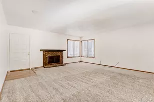 16796 E Kent Dr, Aurora, CO 80013 - Photo 4