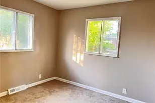 885 Ironton St, Aurora, CO 80010 - Photo 10