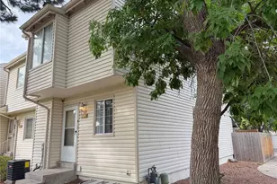 4126 S Mobile Cir, Aurora, CO 80013 - Photo 2