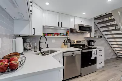 1885 S Quebec Way #D22, Denver, CO 80231 - Photo 12