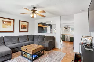 17942 E Gunnison Pl, Aurora, CO 80017 - Photo 8