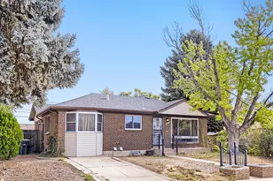 10670 Rosalie Dr, Northglenn, CO 80233 - Photo 2