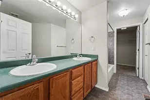 17052 E Wyoming Dr, Aurora, CO 80017 - Photo 14