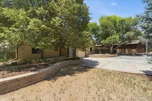 1205 King Dr, Loveland, CO 80537 - Photo 2