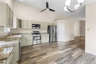 21400 E 11th Ave, Aurora, CO 80018 - Photo 12