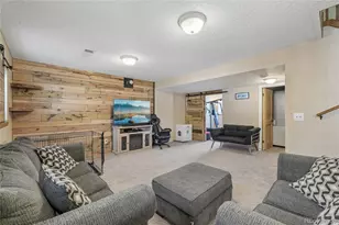 208 Madison Dr, Bennett, CO 80102 - Photo 2