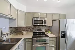 9509 W Coal Mine Ave, Littleton, CO 80123 - Photo 12