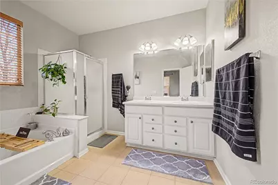 152 N Biloxi Way, Aurora, CO 80018 - Photo 8