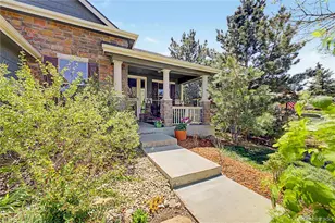 152 N Biloxi Way, Aurora, CO 80018 - Photo 2