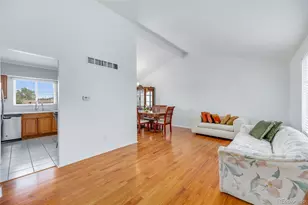 14975 E Radcliff Dr, Aurora, CO 80015 - Photo 2