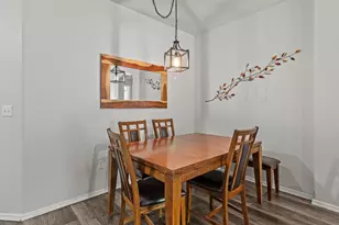 1672 W Canal Cir, Littleton, CO 80120 - Photo 6