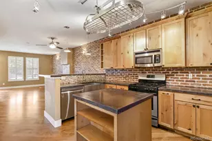 22716 E Ottawa Pl, Aurora, CO 80016 - Photo 4