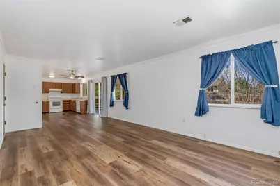 2205 Lincoln Street, Longmont, CO 80501 - Photo 6