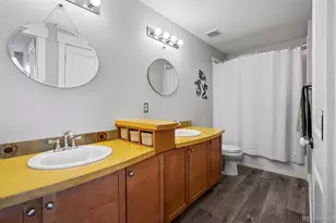 8608 E 25th Dr, Denver, CO 80238 - Photo 28